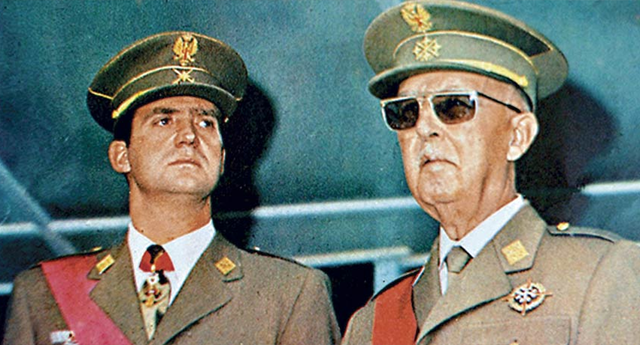 Juan Carlos es proclamado Rey