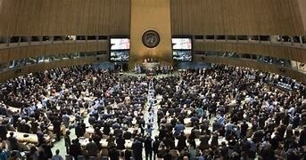Se firma el Acuerdo de París en la sede de la ONU en Nueva York.