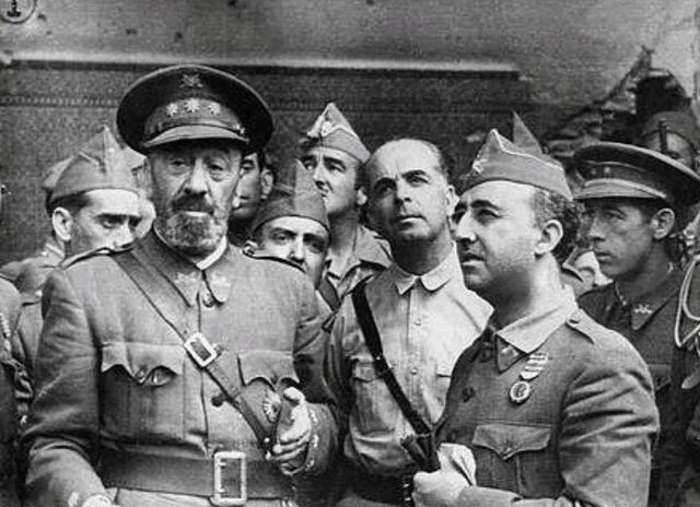 Franco toma Cáceres y Toledo. Liberación del Alcázar