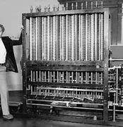 ORDENADOR ELECTROMECANICO