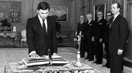 Timeline: EJE CRONOLÓGICO UNIDAD 12.2: Los gobiernos  democráticos (1979-2000).