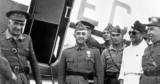 Franco sale de Canarias a Tetuán en el Dragón Rapide.