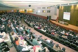 Primera Conferencia de Ciudades Europeas Sostenibles. Aalborg (Dina­marca).