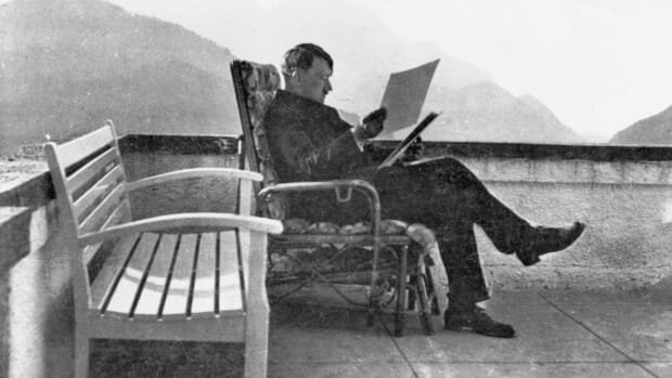 Hitler Gets Rejected From Art School