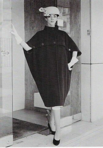 Liña saco, Balenciaga