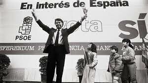 España aprueba en referéndum su entrada en la OTAN.