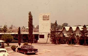 Creación del Instituto Nacional para Rehabilitación para Ciegos (Ciudad de México).