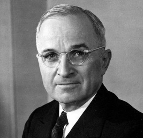 President Roosevelt Dies, Truman becomes President