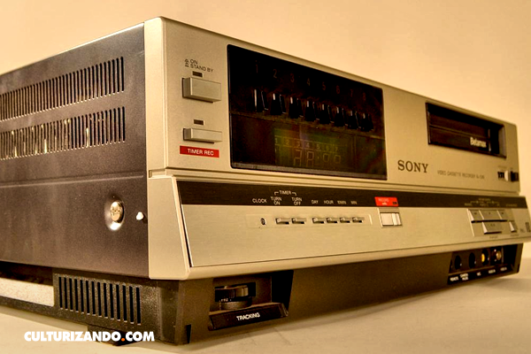 Betamax - Primer cartucho de video analógico