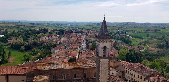 Rientra a Firenze
