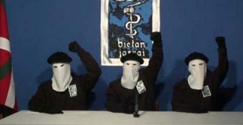 ETA anuncia el cese de la violencia