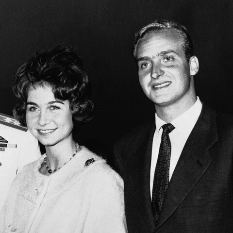 Juan Carlos sube al trono