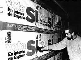 España aprueba en referéndum su entrada en la OTAN.