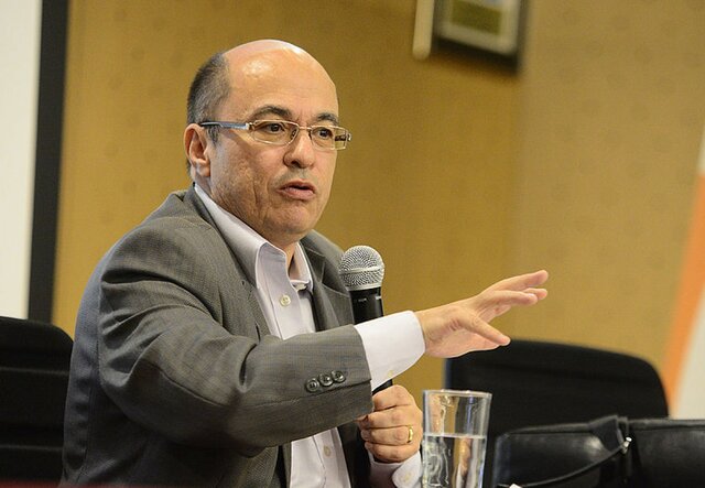 LA ERGONOMÍA SE DIFUNDE A MANERA DE CÁTEDRA