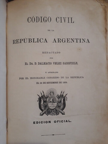 Se sancióna el Código Civil.