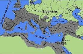 Trasladación de la capital a Bizancio