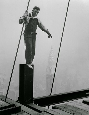 EVOLUCIÓN A LA TEORÍA DEL RIESGO PROFESIONAL 1880