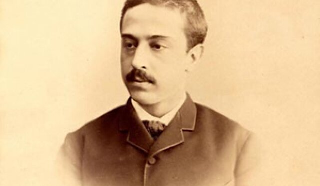 Comença a exercir, ocasionalment d'advocat. Publica l'Oda infinita a la Ilustració Catalana. Tradueix Goethe: Alexis i Dora.