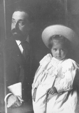 Academia i primera filla