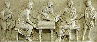 se crean los tribunos de la plebe y los ediles