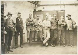 End of the first wave of Immigrants