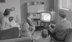 LA ERA DORADA DE LA TELEVISIÓN