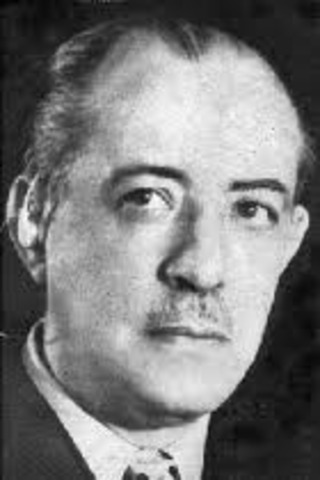 Destitución del Ministro de Industrias y Trabajo, Enrique Erro