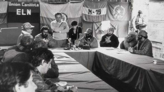 Las FARC y el Gobierno firman los Acuerdos de La Uribe