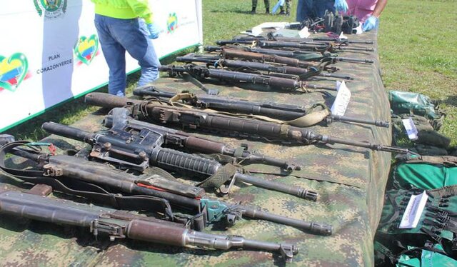 Las FARC y el Gobierno establecen las condiciones de la entrega de armas