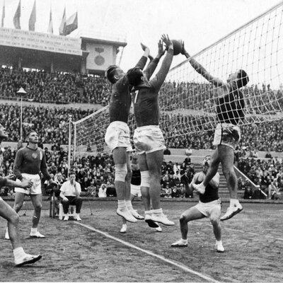Timeline: Historia y Evolución del Voleibol