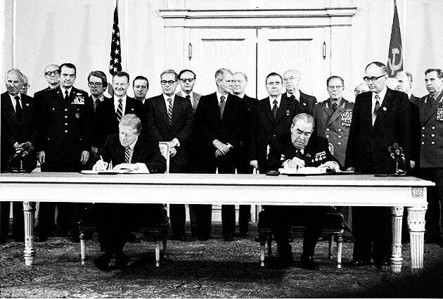 La limitación armamentística