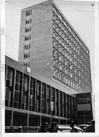 VISITA DE EXTRANJEROS, PROMULGACIÓN E INAUGURACIÓN