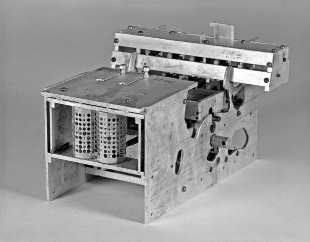 CALCULADORA CON UNA TABLA DE MULTIPLICAR