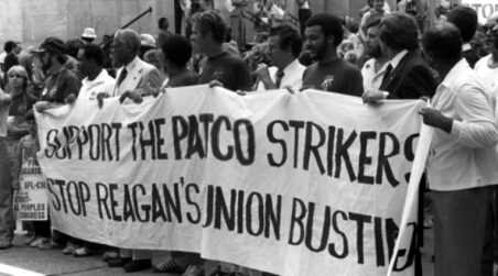 Reagan and air-traffic controllers strike