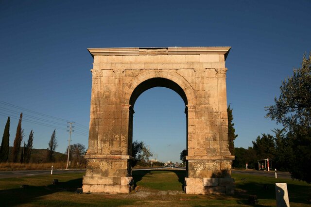 Arc de Berà: