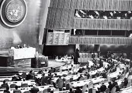 La China Popular ingresa en las Naciones Unidas como miembro permanente del Consejo de Seguridad