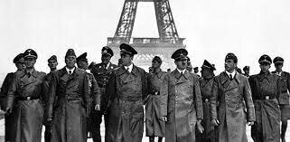 Batalla de França. Alemanya cau sobre França.