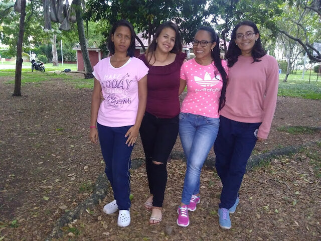 Realizamos nuetro primer trabajo en grupo