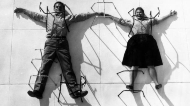 CHARLES Y RAY EAMES