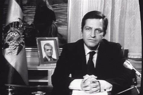 Dimisión de Adolfo Suárez.