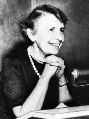 Anna Freud se convierte en Psicoanalista