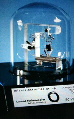 transistor de estado sólido