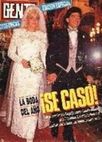 Maradona married with claudia