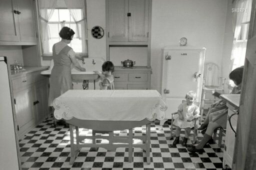 Las assembled kitchen-Cocina Americana