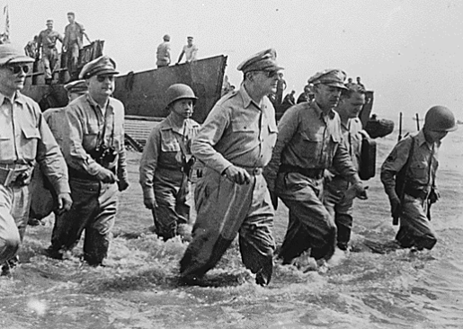 MacArthur Returns to Phillipines