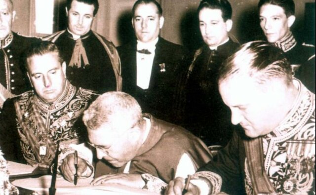 Firma del Concordato con el Vaticano y de los Acuerdos con Estados Unidos