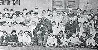 Se establece la sociedad de médicos inspectores en las escuelas