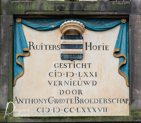 Het Antony Grote Broederschap koopt en sloopt Ruitershofje.