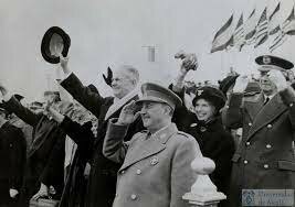 Primer Plan de Desarrollo.