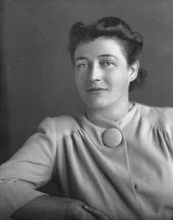 Conosce Carol Henning